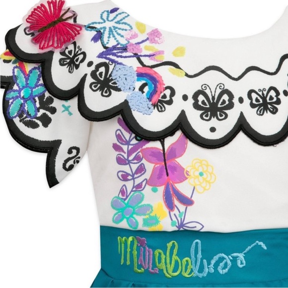 Disney Encanto Maribel costume - Picture 4 of 12